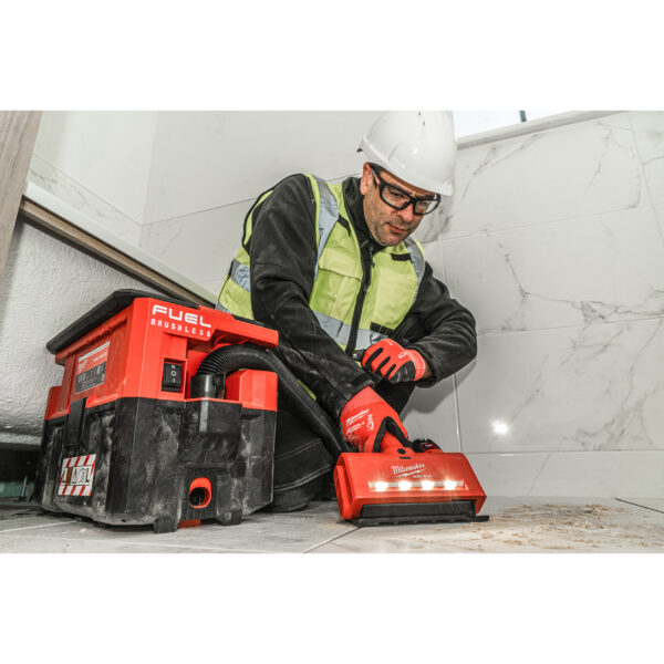 Milwaukee M12 AUN-0 Akku-Bodendüse – Bild 9