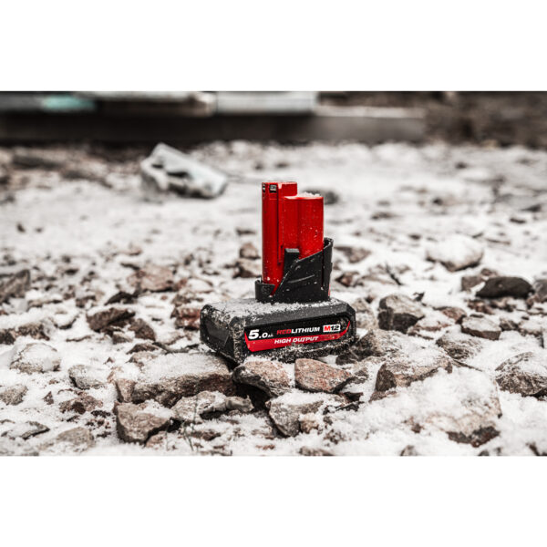 Milwaukee M12HB5 High Output-Akku – Bild 4
