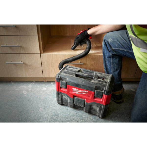 Milwaukee M18VC-2 AKKU-SAUGER – Bild 8