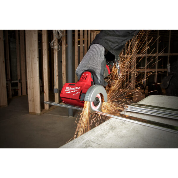 Milwaukee M12FCOT-422X AK.-WINKELSCHLEIFER – Bild 10