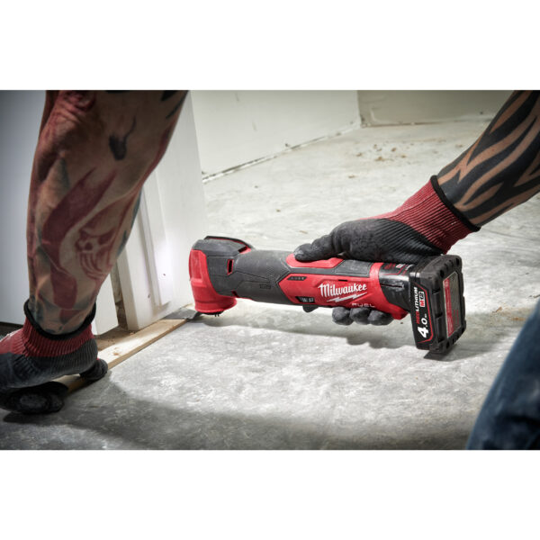 Milwaukee M12FMT-0 FUEL Akku-Multitool – Bild 8