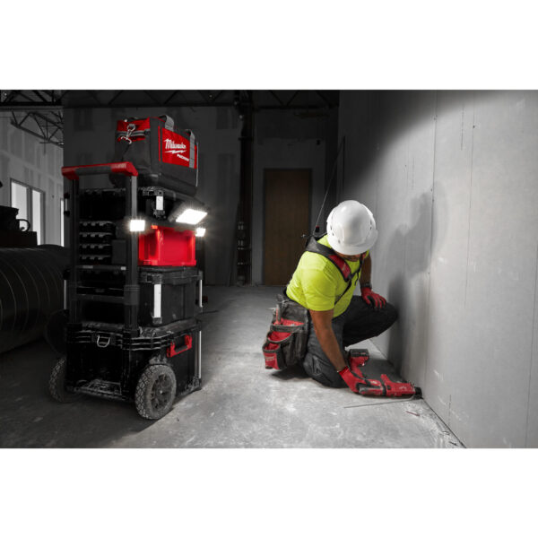 Milwaukee M18POALC-0 Akku-Packout-Leuchte – Bild 9