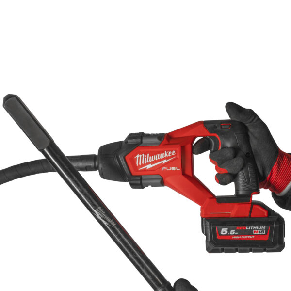 Milwaukee M18FCVN24-551 FUEL Akku-Betonrüttler – Bild 3