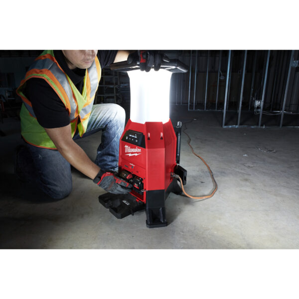 Milwaukee M18ONESLDP-0 AKKU-LEUCHTE IN3 – Bild 3