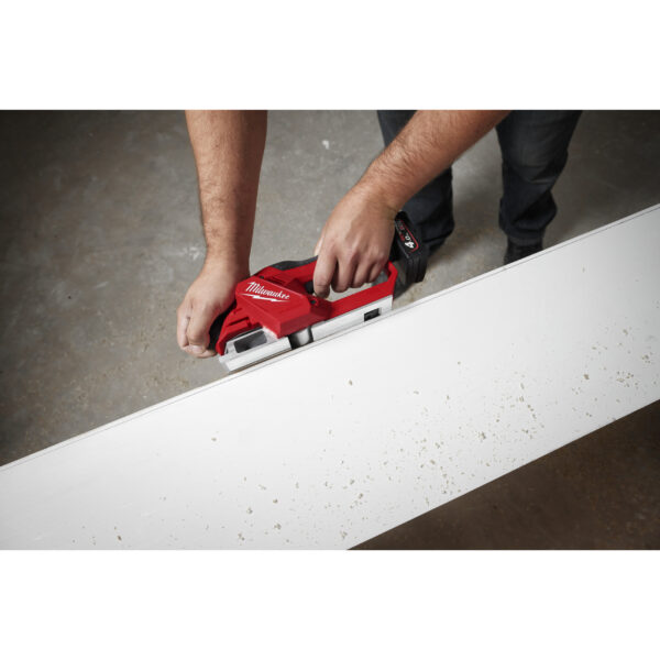 Milwaukee M12BLP-0X Akku-Hobel – Bild 9