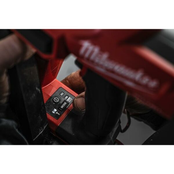 Milwaukee M18FN16GA-0 Akku-Nagler – Bild 5