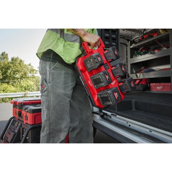 Milwaukee M18MPC6 PACKOUT Schnellladegerät – Bild 2