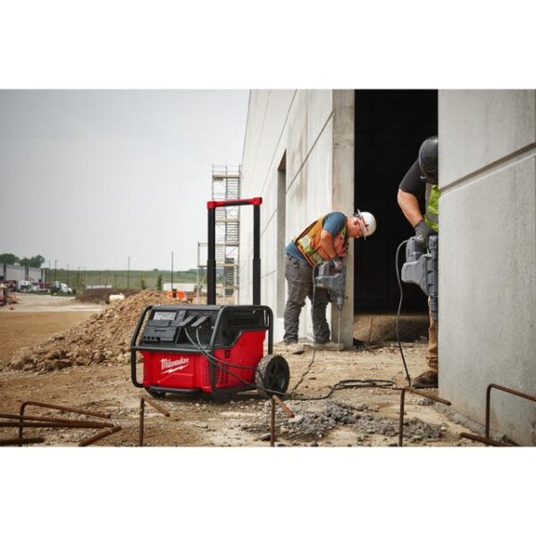 Milwaukee Mobiler Generator 2,5 kWh – Bild 3