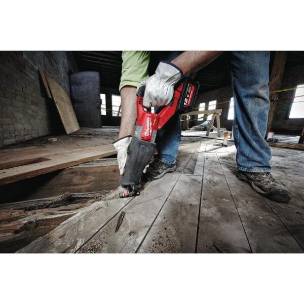 Milwaukee 27