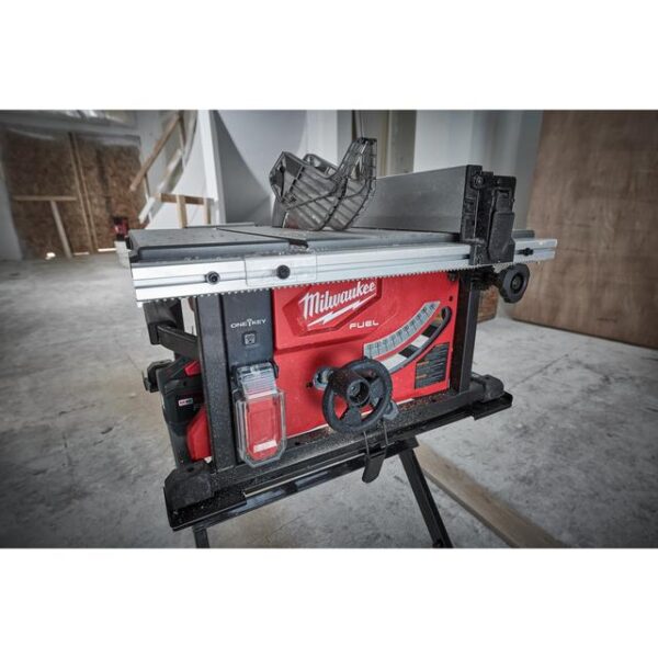 Milwaukee M18FTS210-121B AKKU-TISCHKREISSAEGE
