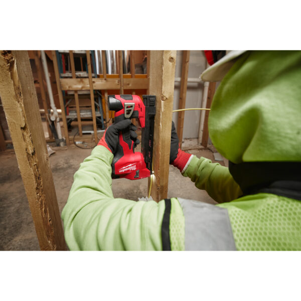 Milwaukee M12BCST-0 Akku-Kabeltacker – Bild 3
