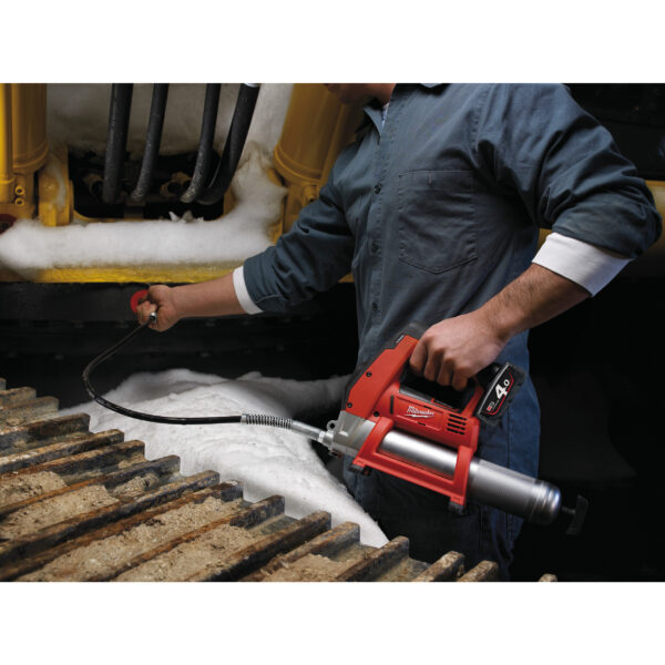 Milwaukee M12GG-401B      AKKU-FETTPRESSE – Bild 6