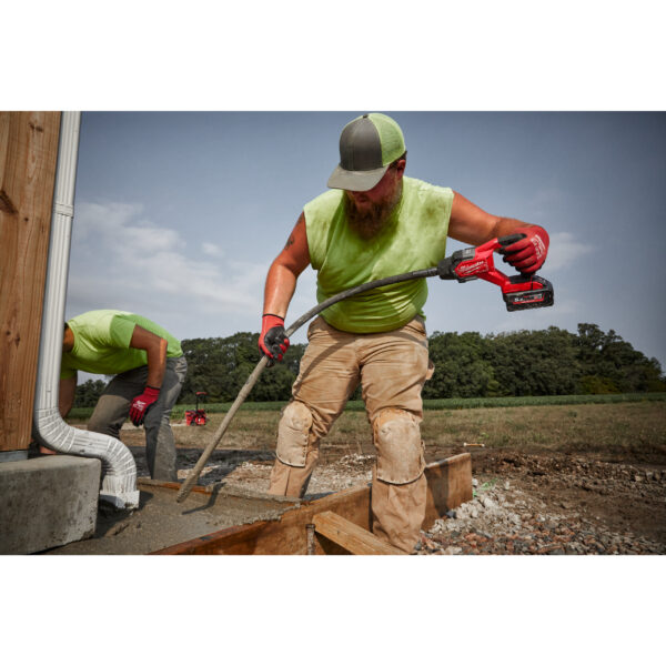 Milwaukee M18FCVN12-0 FUEL Akku-Betonrüttler – Bild 6