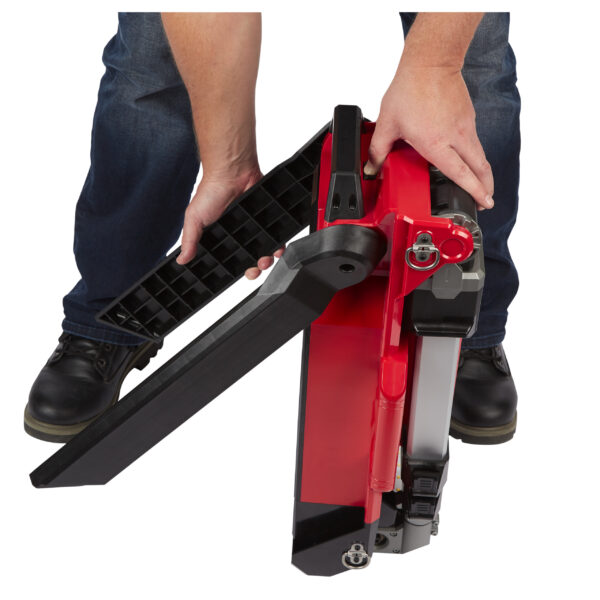 Milwaukee M18ONERSAL AKKU-LEUCHTE – Bild 10